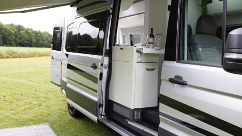 California – VW Grand California 680 - automaat, luxe buscamper