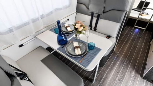 Panda – New 6 berth Roller Team 675 Auto 2024  including full insurance 