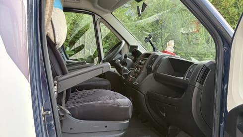 Familie de Puijt & le Grand Camper – Fiat 4P semi-intégrée à partir de 2012