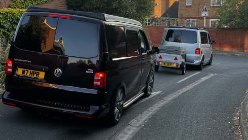 Bentley  – Gorgeous Blackberry VW T6 Campervan with Starlight Ceiling 
