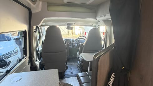 PEUGOUT – 4 berth Peugeot campervan from 2022