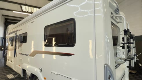6 Berth 6 Belts - The Ultimate Family Camper 
