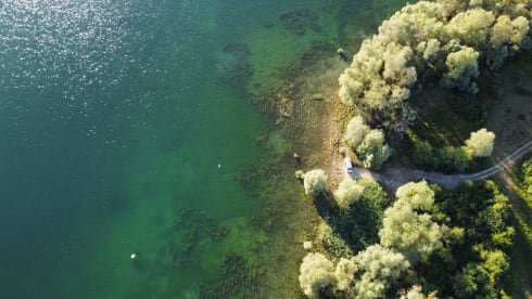 Hippiebus – Handmade really beautiful hippievan with solar panels