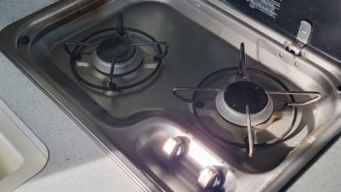 Nuggie – 4-5 seater 2008 Ford Nugget with high roof 