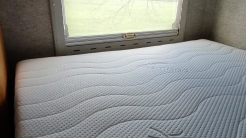 Flair liner – 4p Niesmann + Bischoff integrated uit 1994