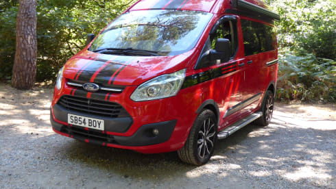 Tom – Ford Transit Custom High Top. Isle of Wight