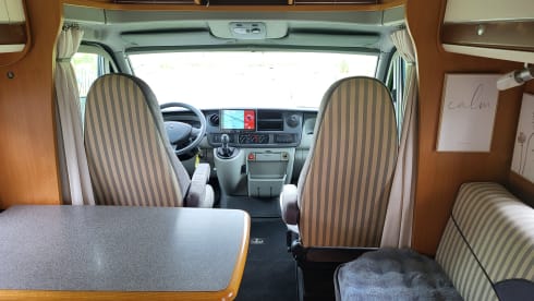 4p Dethleffs semi-integrated uit 2007