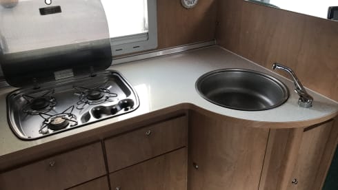 Burtie – 5 berth Bürstner semi-integrated from 2003