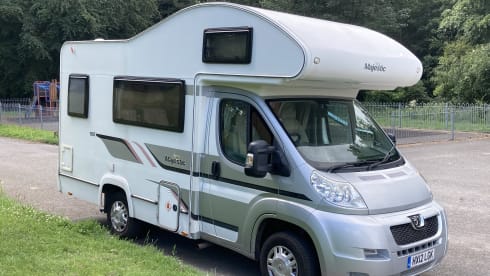 Elvis  – 2012 4 berth Elddis Majestic 100