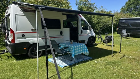 Dreamer – 2p Challenger bus from 2021