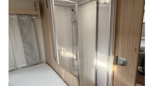 4p Sunlight semi-integrated from 2022