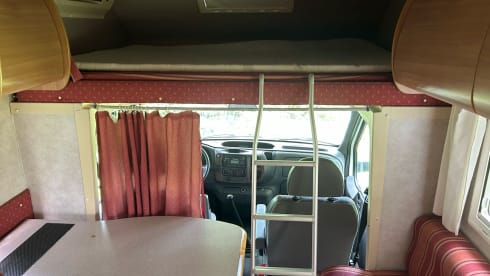 Rimor – 6p Ford alcove uit 2005