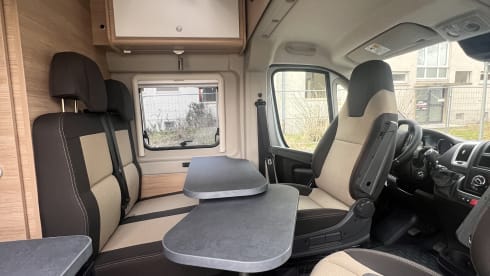 KAMS349 – Roadcar R540