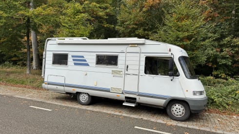 4p Hymer integrated from 1996