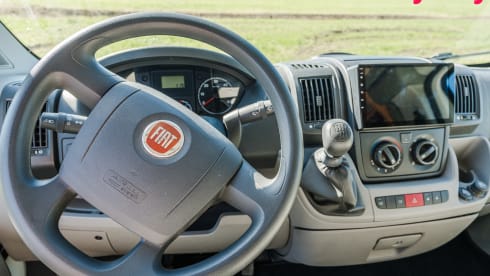 De bergveroveraar – 4p Challenger semi-integrated from 2009