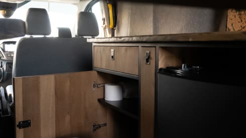 COSY off-grid bus