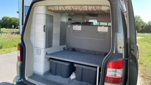 California  – 4 pers. Volkswagen bus camper