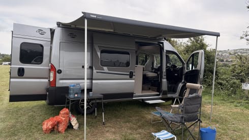 Kay – 2 berth Carado bus from 2026