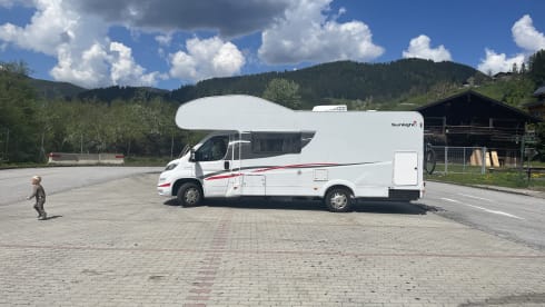 Fryske camper  – 4p Sunlight alcove from 2017