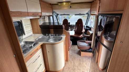 Goldy – 4P Integrale camper, Burstner, gold