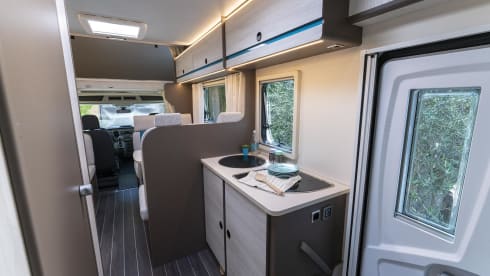 Kilig 9 – 2024 Rimor Kilig 9, 6 Berth Motorhome with Optional Garage