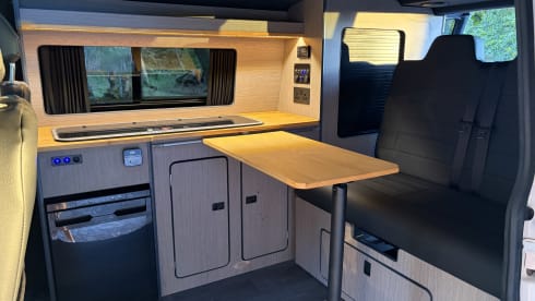 Clive – VW-Campingbus mit 4 Schlafplätzen aus dem Jahr 2017