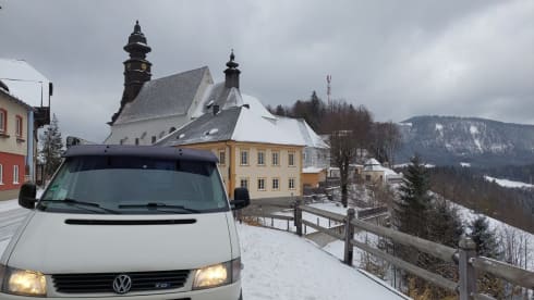 Spacious VW T4, ready to move in and self-sufficient! -> 5 star reviews!