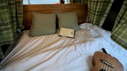 Tess – super cosy  - automatic campervan. price  includes insurance !