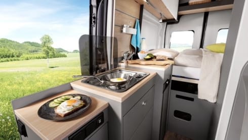 Ûnderweis=fries voor Onderweg – 2p Ford bus from 2023