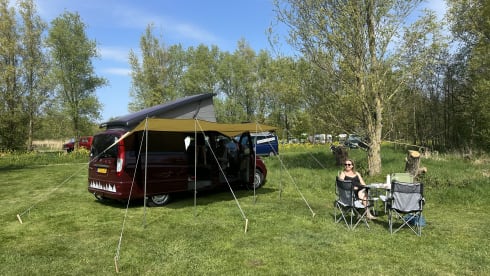 4p Mercedes-Benz campervan from 2005