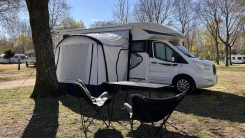 4p Chausson 747 GA Welcome FORD 170PK (2018)