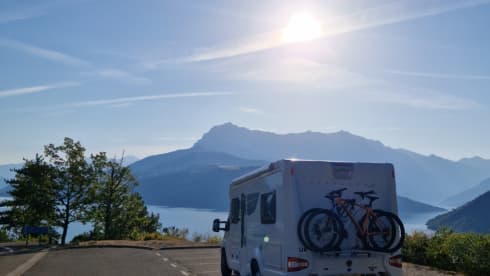 Bessie – 4 berth Swift Bessacar motorhome 