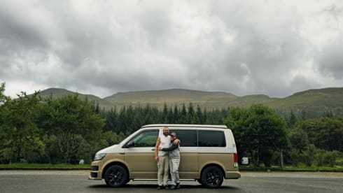 🤎 NOVA 🤎 – 4 berth Volkswagen campervan from 2019