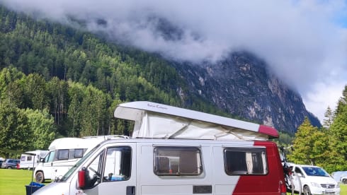 Very complete Safari Camper from 1995