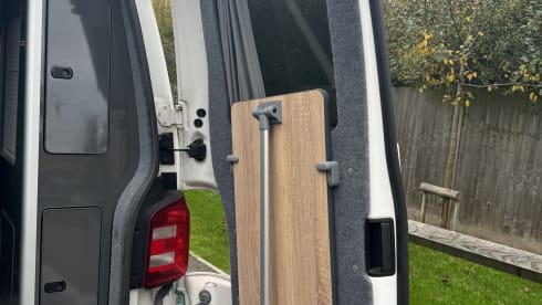 Dub Di – Adventure in Style – Two-Tone T6 VW Campervan, 2018 (Sleeps 4)