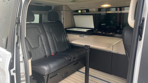 Marco Polo – 4p Mercedes-Benz bus from 2020