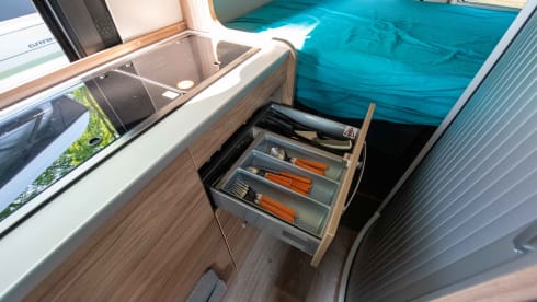 Hymer Ayers Rock 2022 with sleeping roof for 2 or 4 people