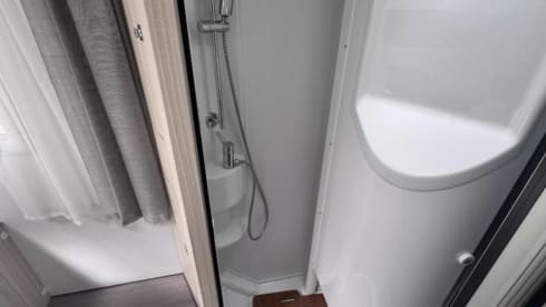 3p Adria Compact Plus semi-integrated from 2022
