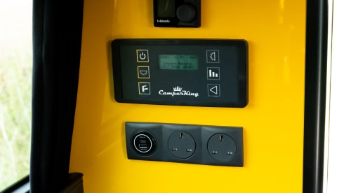 Eggy – 4 berth Volkswagen campervan from 2023