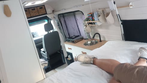 Jazzy – Volkswagen LT35 campervan from 2004, for 2 people