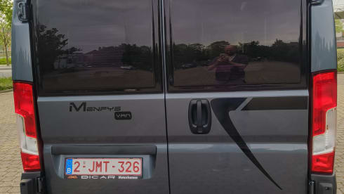 2-Personen-McLouis-Bus ab 2026