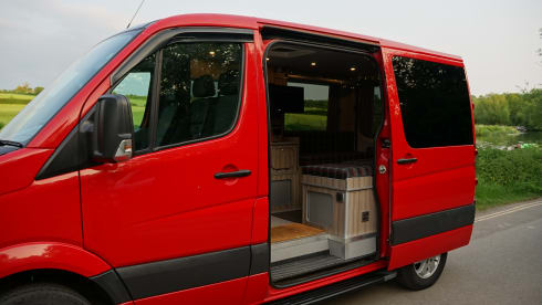 Betsy – Betsy - The VW Crafter! 