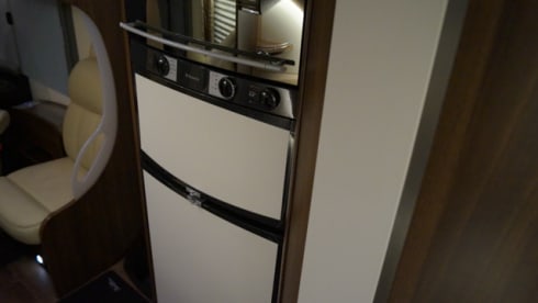 Onze dame – BURSTNER 735 ELEGANCE