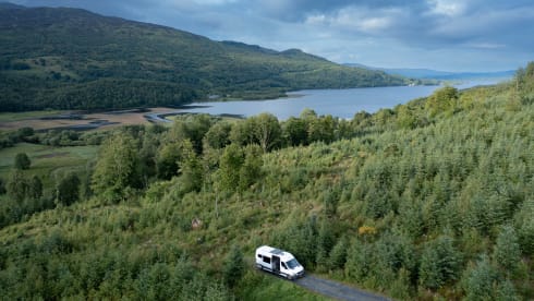 Gigi – 2p Mercedes Sprinter Off Grid (Bed 02m05!)