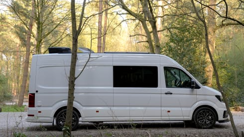 Luna – Meet Luna - 3 berth luxury Campervan