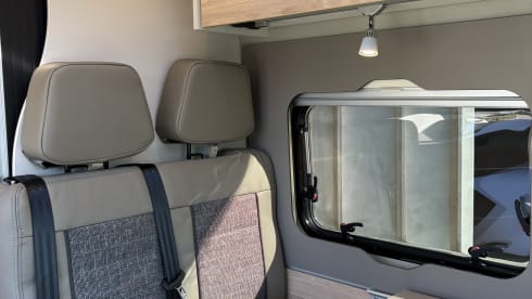 ADRIA Twin 640SLB Supreme AUTOMATIC
