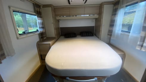 4 person modern and spacious, well-equipped camper.