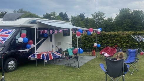 4-Bett-Bailey-Bus von 2016