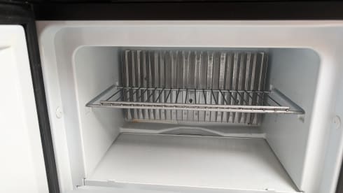 Bertha – 4 berth Bailey complete with secure dog pen