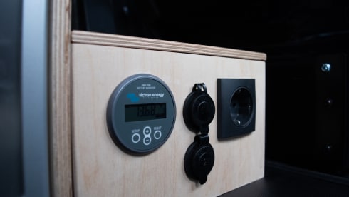 e-Fixxter XXL – LEAVV ⚡️ Electric camper bus Friesland 🚌🌱